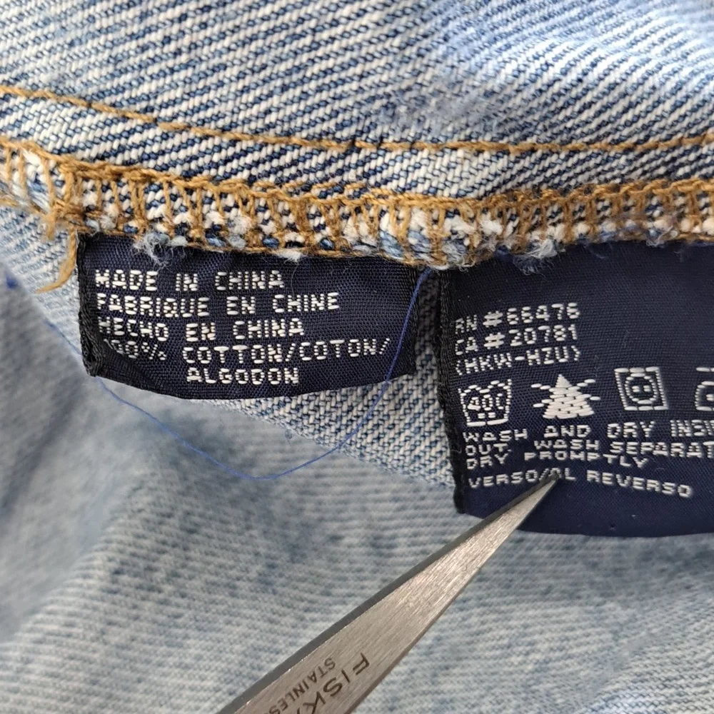 Destroyed Tommy Jean Jacket Size XL - Picture 12 of 17